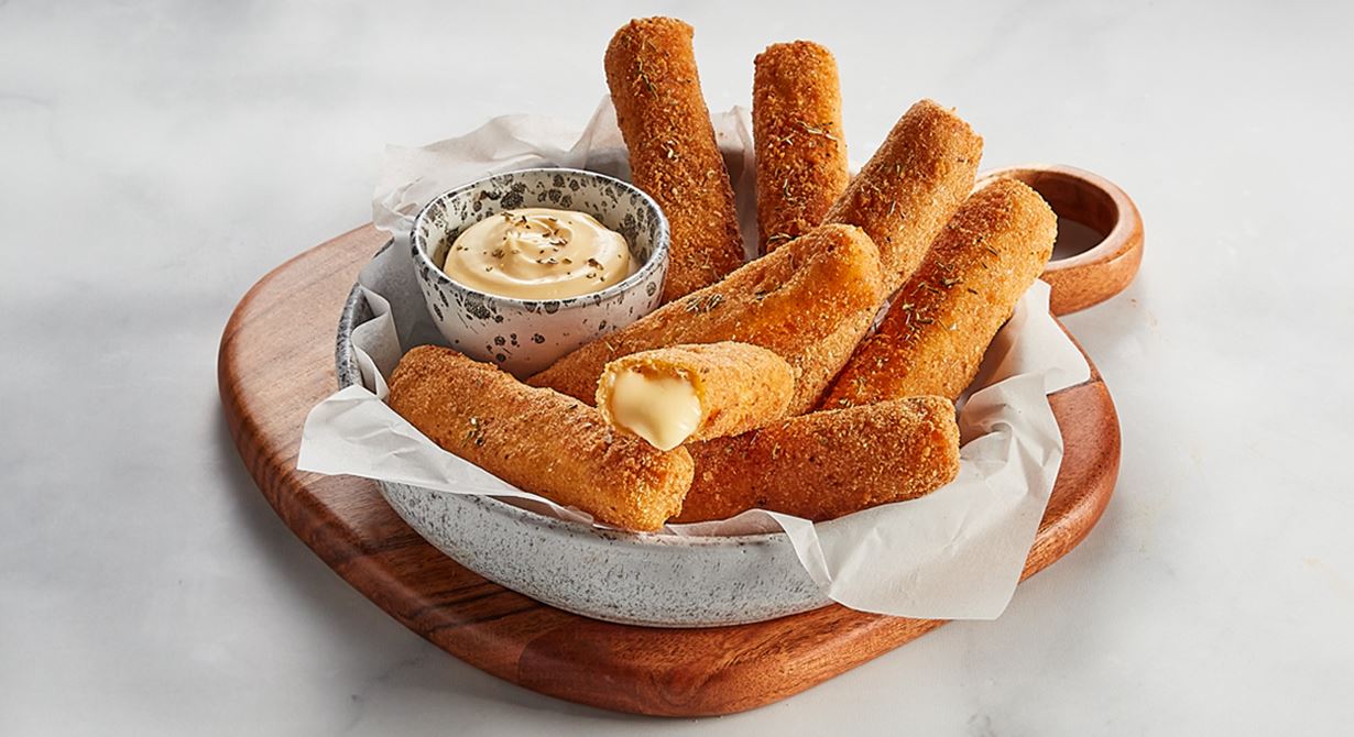 Crunchy Cheese Sticks